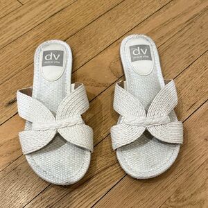 Dolce Vita Women's Cream Woven Sandals